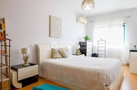 Top-Floor 3-Bedroom Apartment with Panoramic Views | Near Vilamoura* Top-Floor 3-Bedroom Apartment with Panoramic Views | Near Vilamoura*