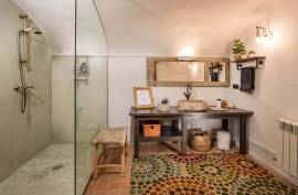 {|en|}Exclusive rustic house with active rural tourism license