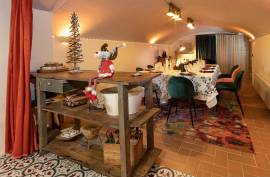 {|en|}Exclusive rustic house with active rural tourism license