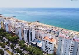 New Two-Bedroom Apartment in Terraços Quarteira II, 50m from the Beach