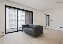 New Two-Bedroom Apartment in Terraços Quarteira II, 50m from the Beach