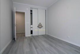 Renovated T2 Apartment in Oeiras