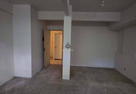 Renovated T2 with 2 bathrooms in Benfica