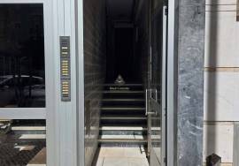 Renovated T2 with 2 bathrooms in Benfica