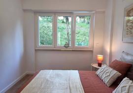 Renovated T2 with 2 bathrooms in Benfica