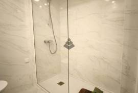 Renovated Apartment in Alenquer