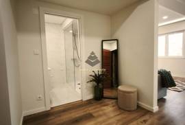 Renovated Apartment in Alenquer