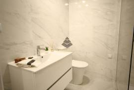 Renovated Apartment in Alenquer