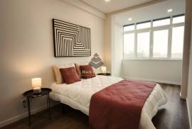 Renovated T3 Apartment in Benfica