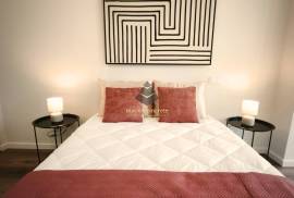 Renovated T3 Apartment in Benfica