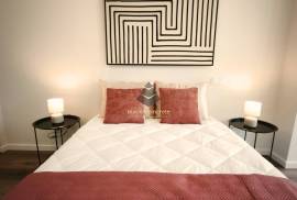 Renovated T3 Apartment in Benfica
