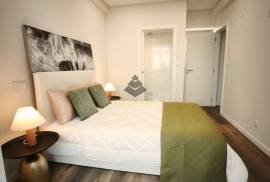 Renovated T3 Apartment in Benfica