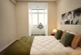 Renovated T3 Apartment in Benfica