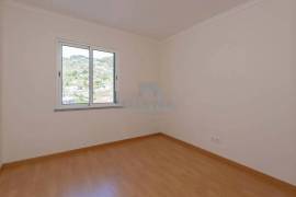 2 BEDROOM APARTMENT IN THE CENTER OF CANIÇO