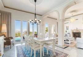 Tavira – luxury 4-bedroom villa with pool, views and garage