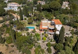 Santa Bárbara de Nexe – south-facing 4-bedroom villa with ocean views