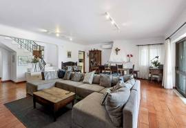 Tranquil 3-bedroom villa on large private plot close to Carvoeiro