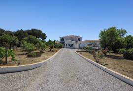 Tranquil 3-bedroom villa on large private plot close to Carvoeiro