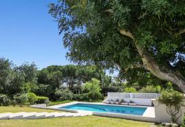 Tranquil 3-bedroom villa on large private plot close to Carvoeiro