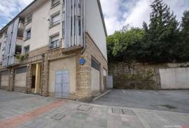 Open-plan commercial premises with shop window in Rekalde, with 3m façade (Bilbao)
