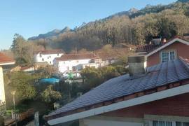Charming semi-detached villa with garden, terrace and space for vehicles