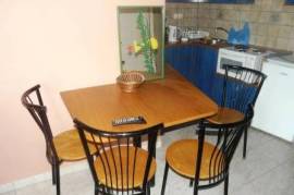 Makry-Gialos, beachfront apartment