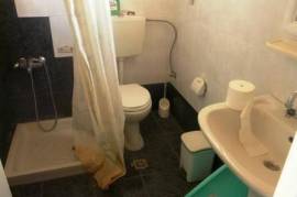 Makry-Gialos, beachfront apartment