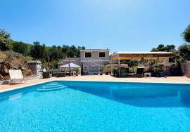 B&B Potential: Quinta with 2 guest cottages near Santa Catarina da Fonte do Bispo/Tavira