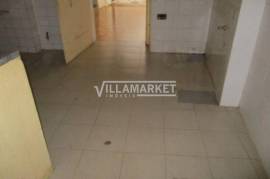 Stall store with 157 m2 located in Moura - Beja - Alentejo