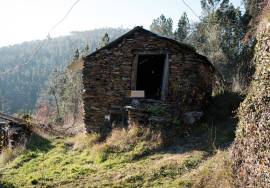 LAND PLOT WITH RUINS