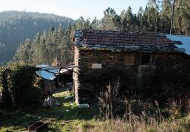 LAND PLOT WITH RUINS
