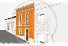 Ruin situated in the historic center of the village of Loulé