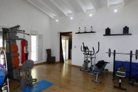 listing listing
