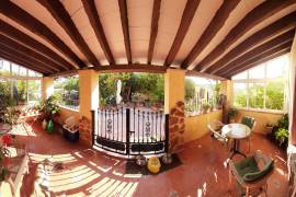 listing listing