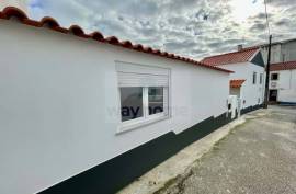2 bedroom villa and 1 bedroom apartment in Barril