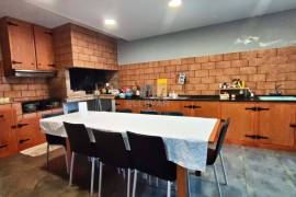 EXCELLENT 3 BEDROOM VILLA SEA VIEW WITH POOL IN FUNCHAL