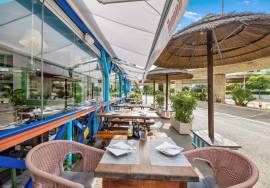 Restaurant in operation Located in Praia da Rocha