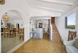 Carvoeiro - 9-bedroom villa in an excellent location