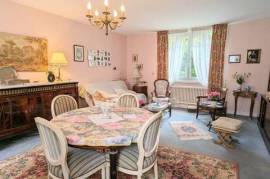 Dpt Charente (16), à vendre SEGONZAC maison avec jardin arboré et son appartement indépendant