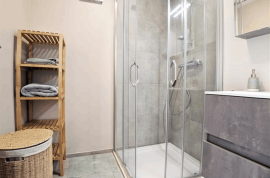 Rue du Nord 35, Brussels 1000, Belgium - 1 Bedrooms, 1 Bathrooms - 750 EUR / month