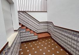 Old and New Traditional Townhouse