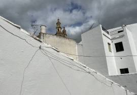 Old and New Traditional Townhouse