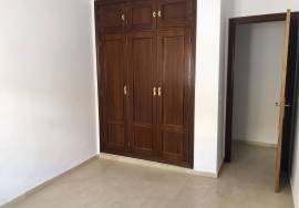 Spacious Bright Apartment