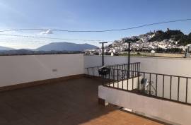 Avenida Second Floor Apartment Avenida Second Floor Apartment