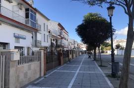 Avenida Second Floor Apartment