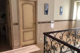 Avenida Second Floor Apartment Avenida Second Floor Apartment