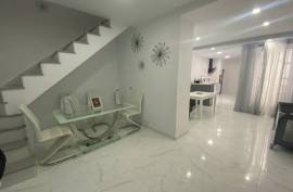 Casa Blanca Townhouse
