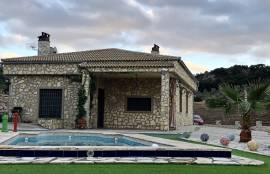 Bonsai Villa Country Property