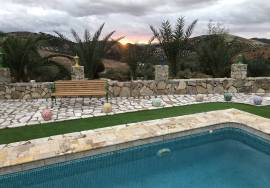 Bonsai Villa Country Property