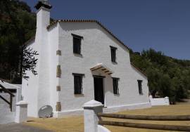 Zahara Country Property